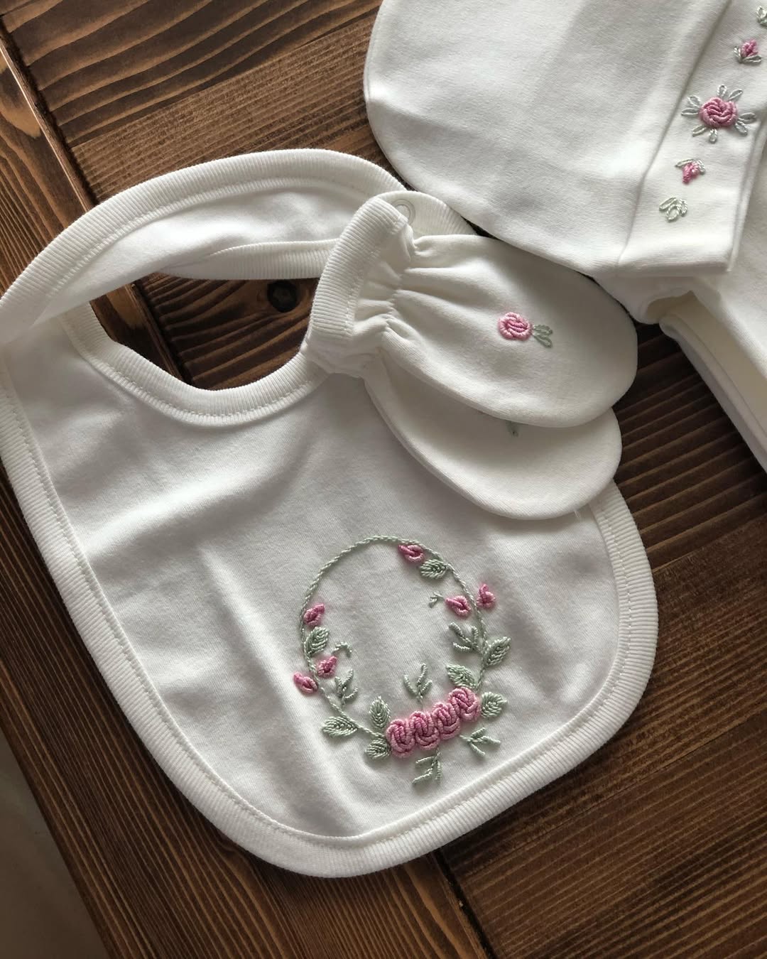 Nergis Model Nakışlı 10’lu Hastane Çıkışı Takımı