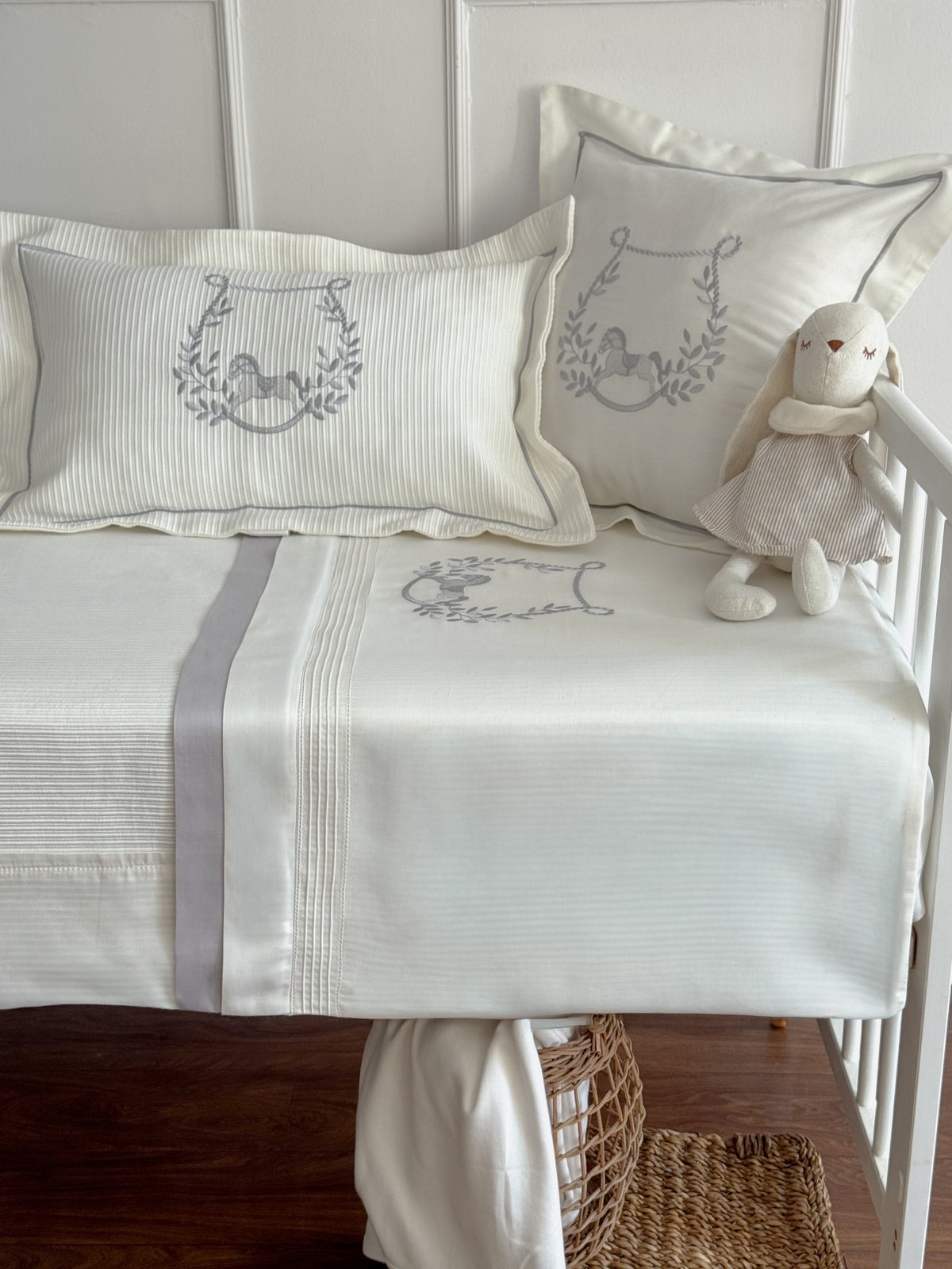 Carousel – Baby Blanket + Duvet Cover Set