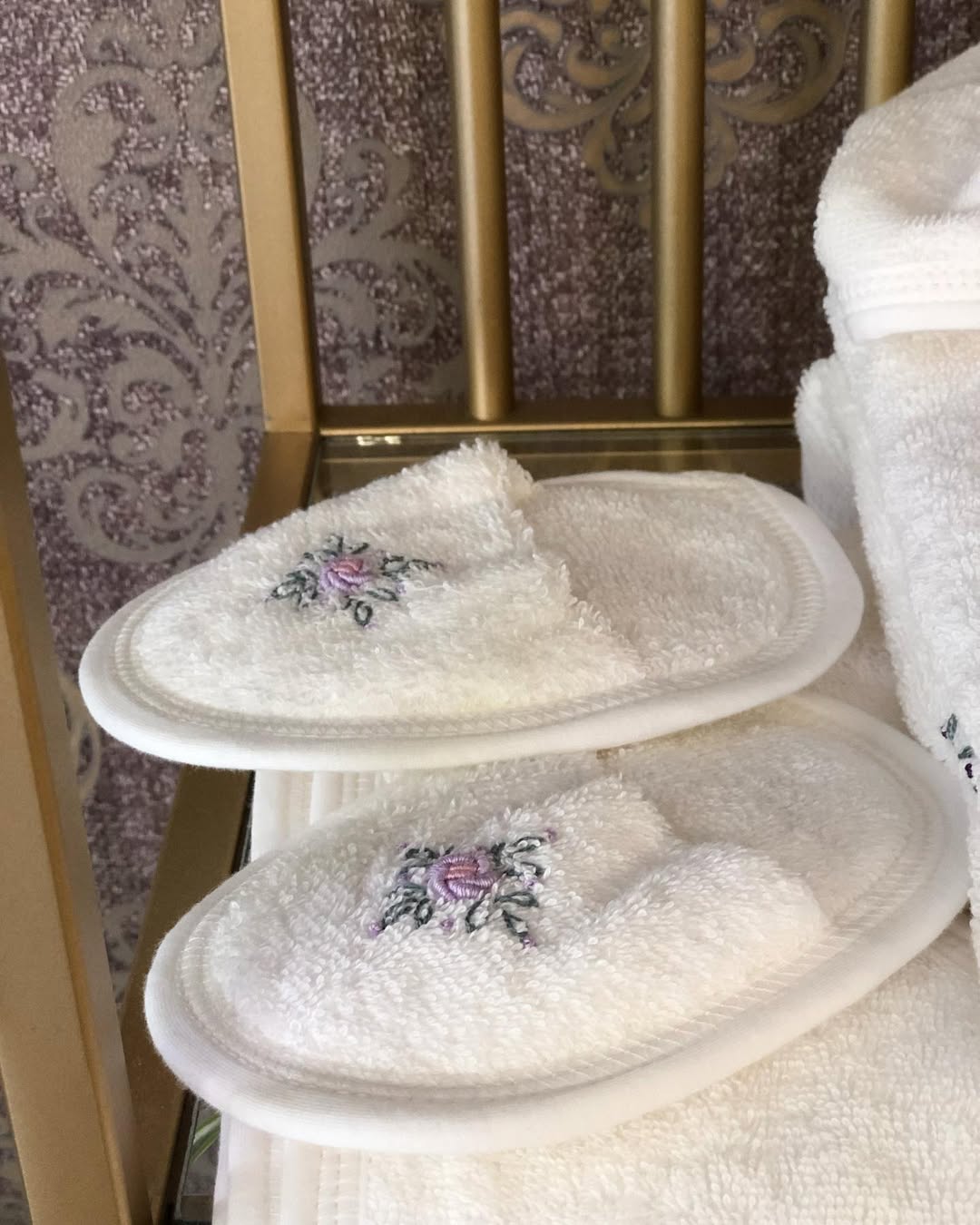 El Nakışlı Bebek Bornoz Takımı