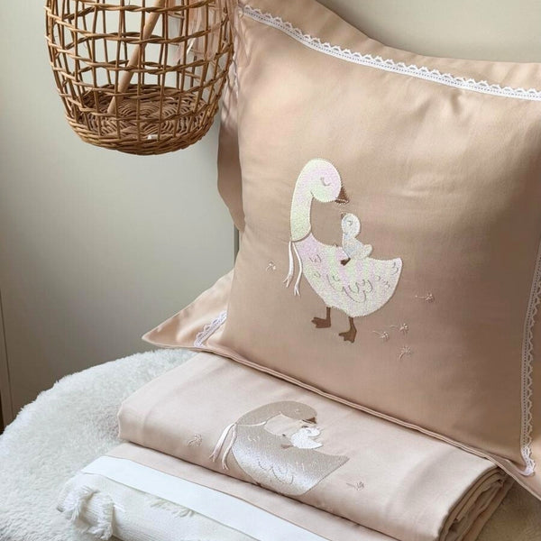 Kaz – Bebek Pike + Nevresim Seti