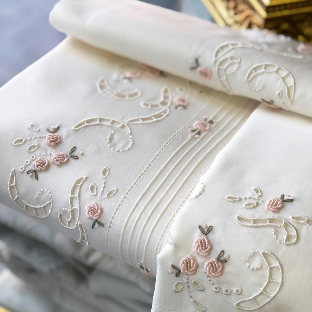 Waikiki Çift Kişilik – 7 Parça Nevresim + Pike Set