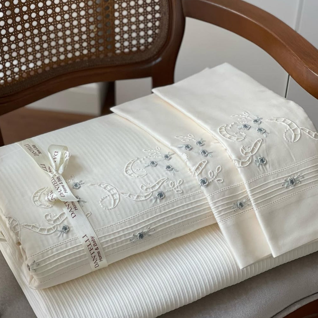 Waikiki Çift Kişilik – 7 Parça Nevresim + Pike Set